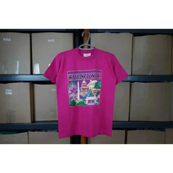 Vintage Washington 90s Pink USA Tshirt S #474 - Picture 1 of 5